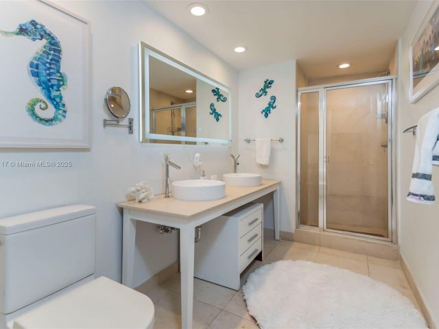 Apartment for sale  Unit #2502 - photo 6606949