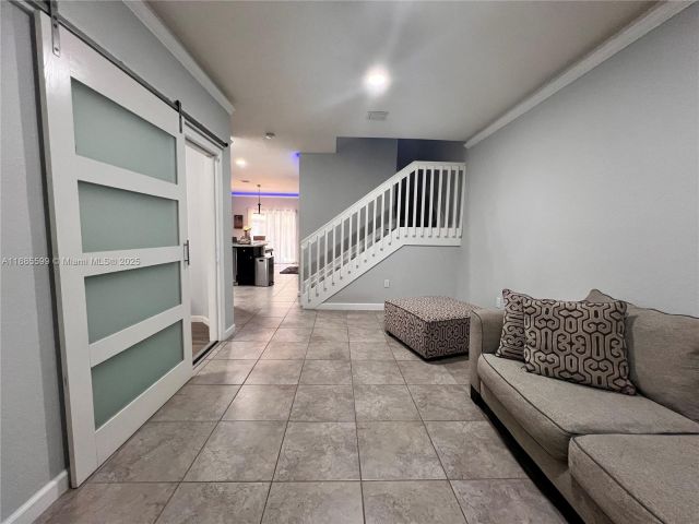 3-bedroom home for rent in Homestead - 159 SE 34th Ave - MondialRealty