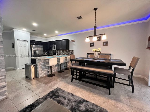 3-bedroom home for rent in Homestead - 159 SE 34th Ave - MondialRealty