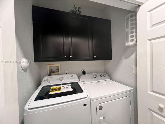 3-bedroom home for rent in Homestead - 159 SE 34th Ave - MondialRealty