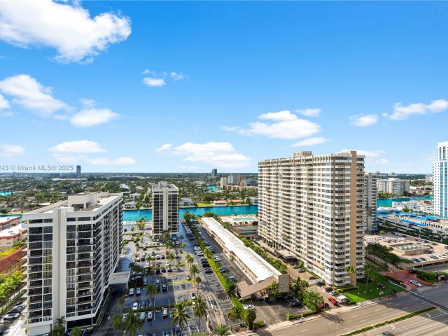 Apartment for sale  Unit #2127 - photo 6607723