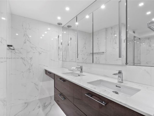 Apartment for sale  Unit #2127 - photo 6607728