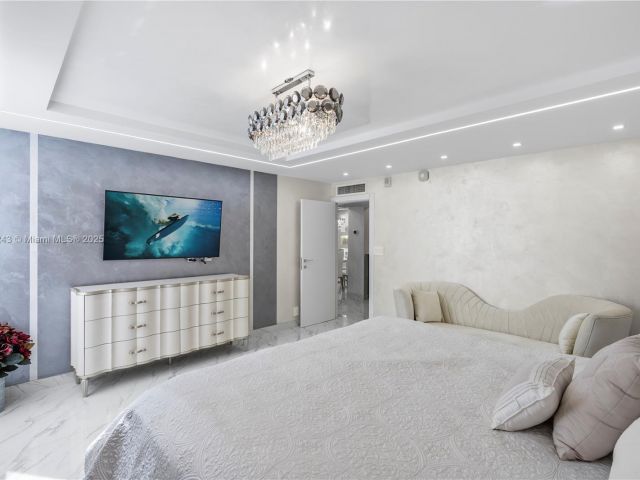 Apartment for sale  Unit #2127 - photo 6607729