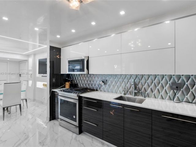 Apartment for sale  Unit #2127 - photo 6607733