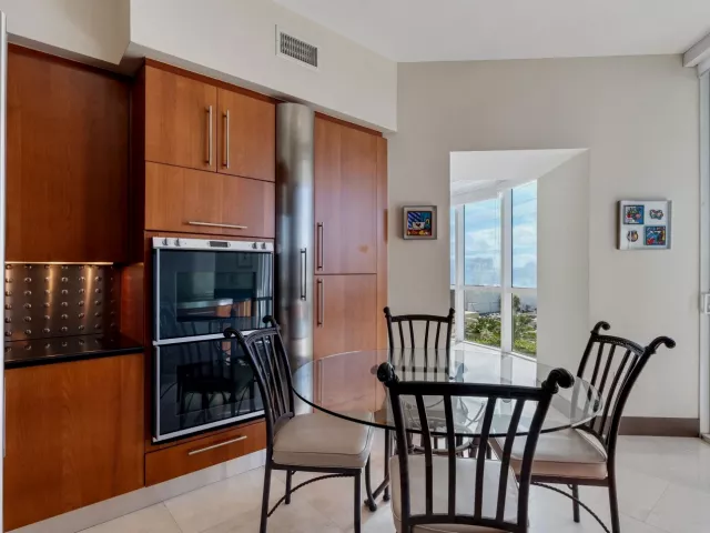 3-bedroom condo for sale in Sunny Isles Beach - 18101 Collins Avenue 801 - MondialRealty