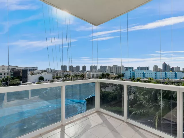 3-bedroom condo for sale in Sunny Isles Beach - 18101 Collins Avenue 801 - MondialRealty