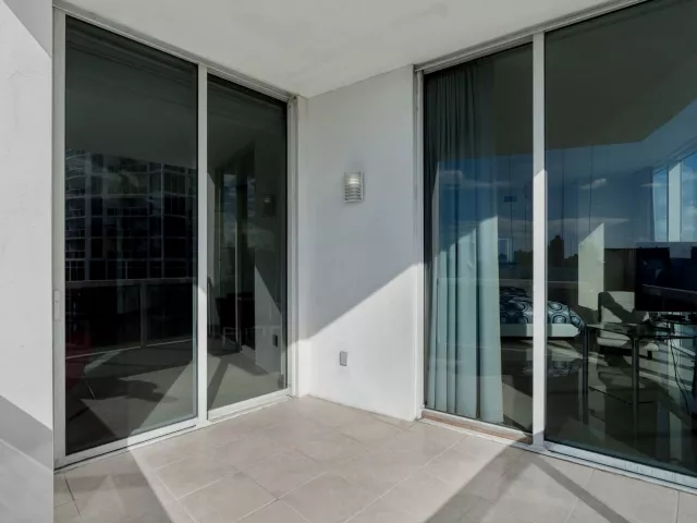 3-bedroom condo for sale in Sunny Isles Beach - 18101 Collins Avenue 801 - MondialRealty