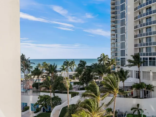 3-bedroom condo for sale in Sunny Isles Beach - 18101 Collins Avenue 801 - MondialRealty