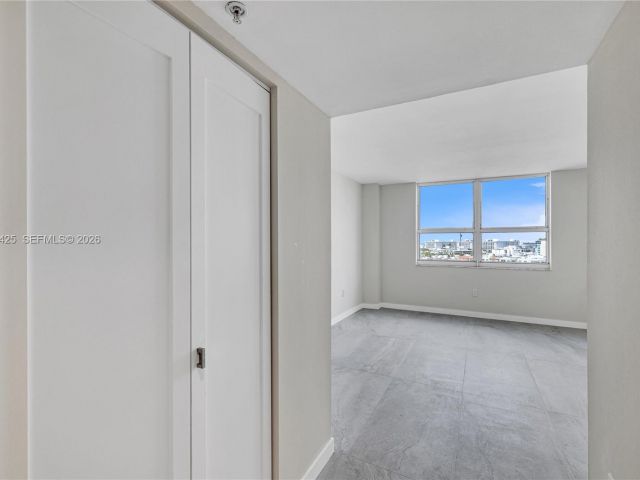 Apartment for sale  Unit #1103 - photo 6614858