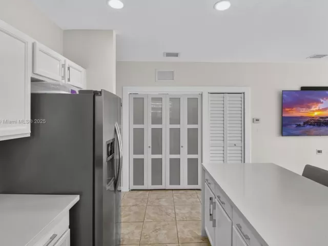 4-bedroom home for rent in Homestead - 3616 SE 2nd Dr - MondialRealty