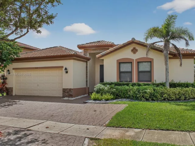 4-bedroom home for rent in Homestead - 3616 SE 2nd Dr - MondialRealty