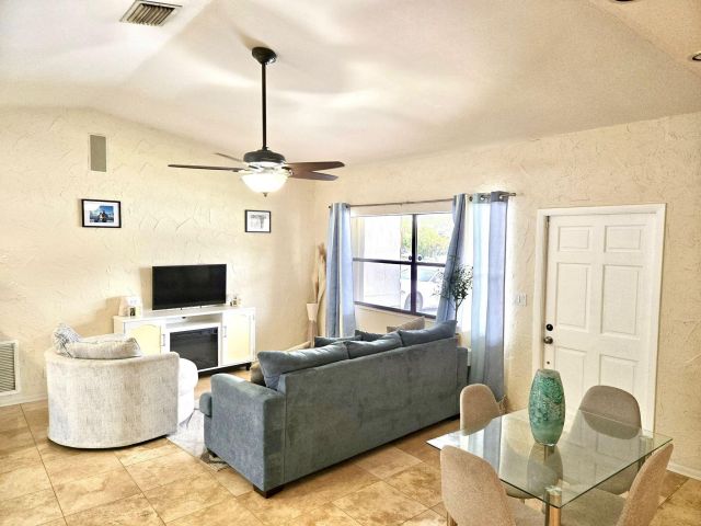 Home for rent at 3460 SW 3rd Street - photo 6622109