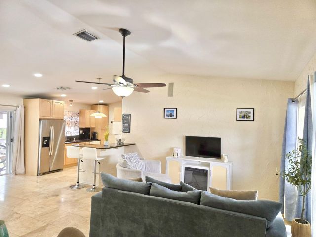 Home for rent at 3460 SW 3rd Street - photo 6622110