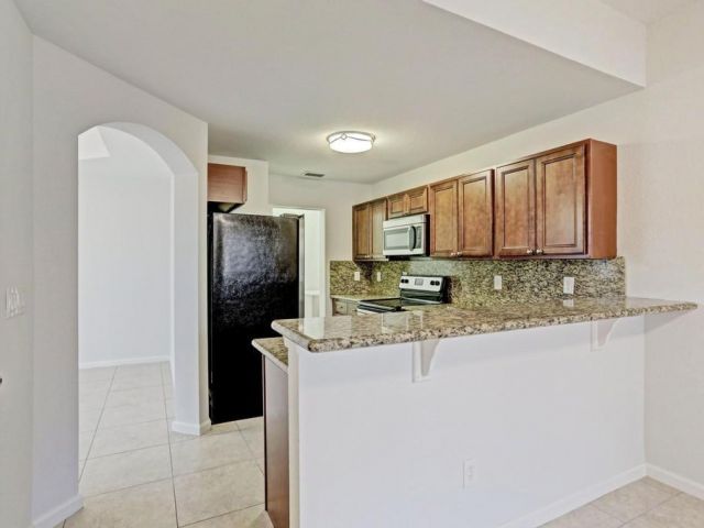 Home for rent at 6515 Diamond Springs Terrace 2404 - photo 6606390