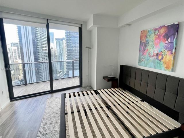 Apartment for sale  Unit #3304 - photo 6607017