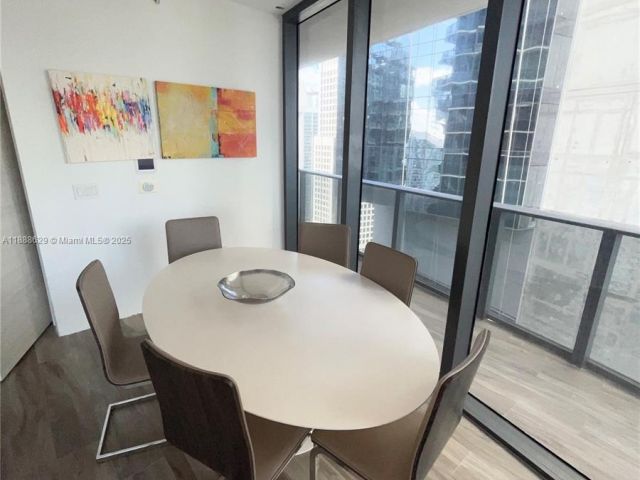 Apartment for sale  Unit #3304 - photo 6607020