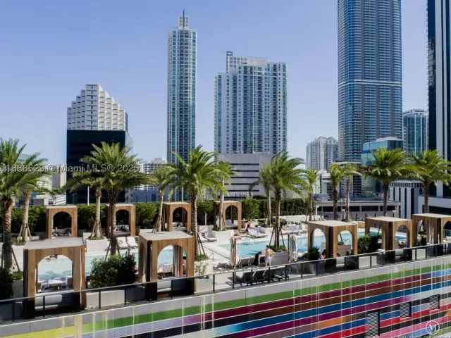 3-bedroom condo for sale in Miami - 801 S Miami Ave 3304 - MondialRealty