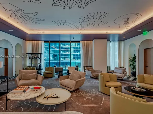 3-bedroom condo for sale in Miami - 801 S Miami Ave 3304 - MondialRealty