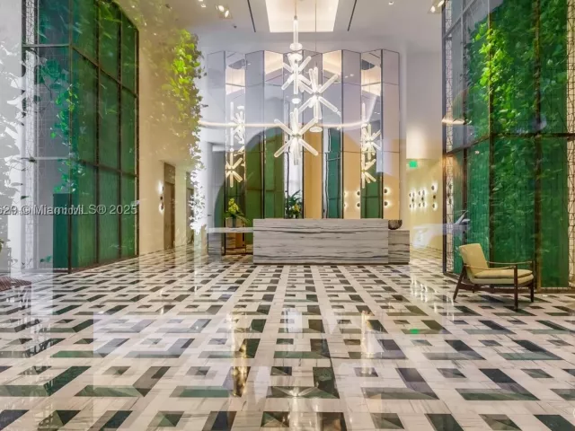 3-bedroom condo for sale in Miami - 801 S Miami Ave 3304 - MondialRealty