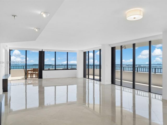 Apartment for sale  Unit #UPH-03 - photo 6619043