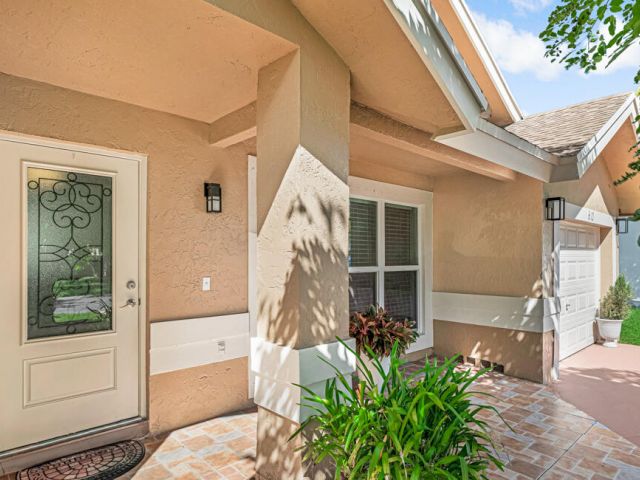 Home for sale at 610 NW 207th Avenue - photo 6621009