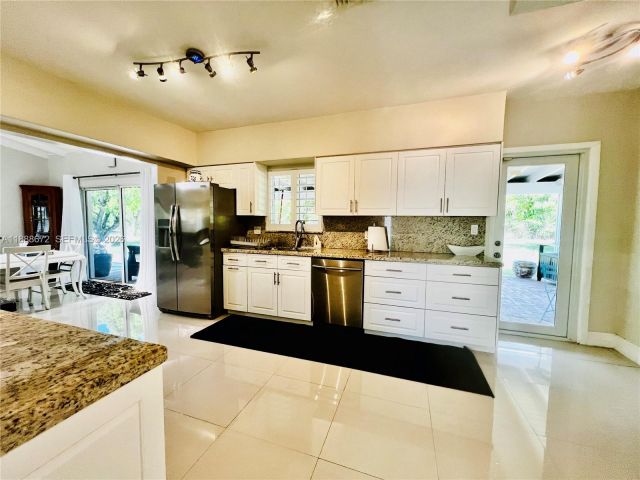 Home for sale at 7500 SW 81st Ave - photo 7526655