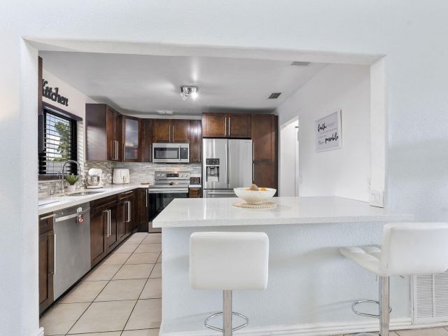 Home for sale at 400 NW 98th Avenue - photo 6620993