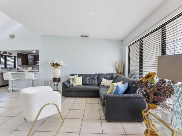 Home for sale at 400 NW 98th Avenue - photo 6620996