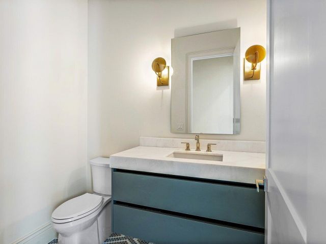 Home for sale at 109 Arlington Place - photo 6628081