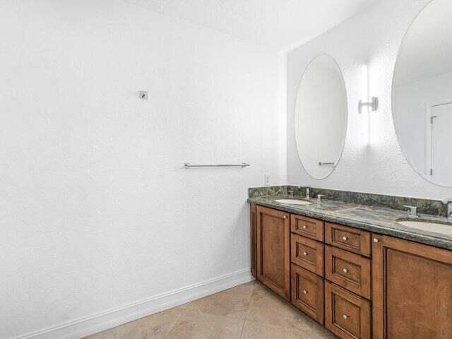 Home for rent at 653 NW 10th Court - photo 6608826