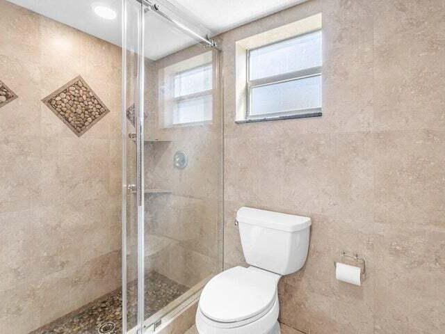 Home for rent at 653 NW 10th Court - photo 6608827