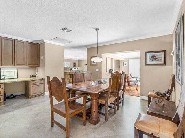 Home for rent at 653 NW 10th Court - photo 6608837