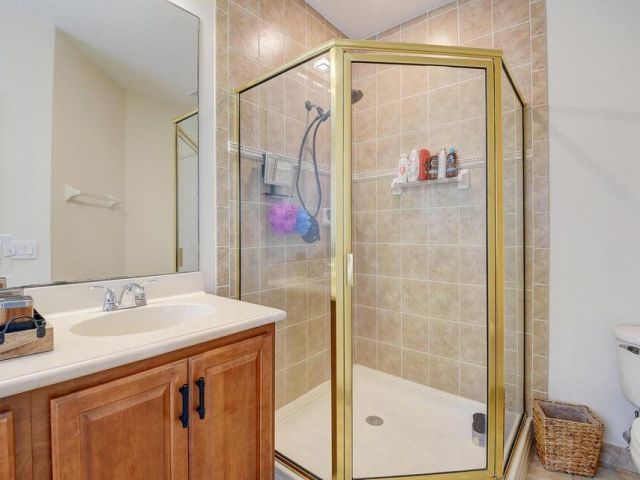 Home for rent at 295 NE 5th Avenue 31 - photo 6608975