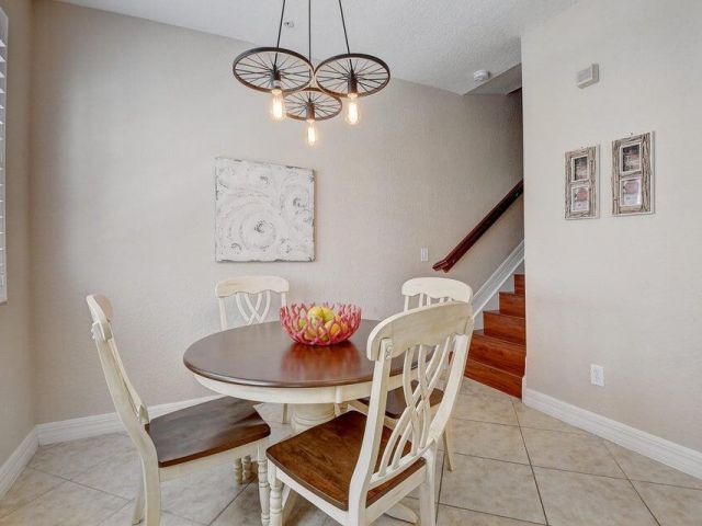 Home for rent at 295 NE 5th Avenue 31 - photo 6608983