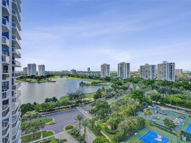 Apartment for sale  Unit #1409 - photo 6608576