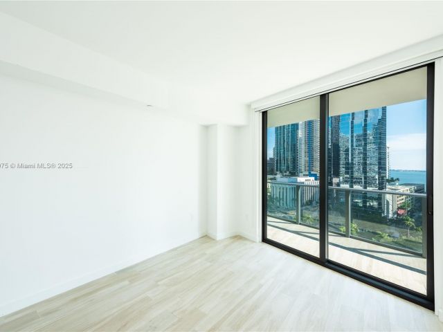 Apartment for sale  Unit #1003 - photo 6609519