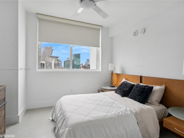 Apartment for sale  Unit #3903 - photo 6612483