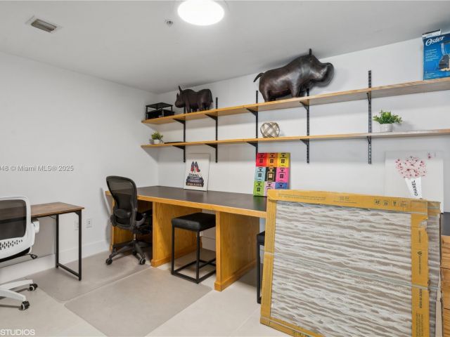 Apartment for sale  Unit #3903 - photo 6612485