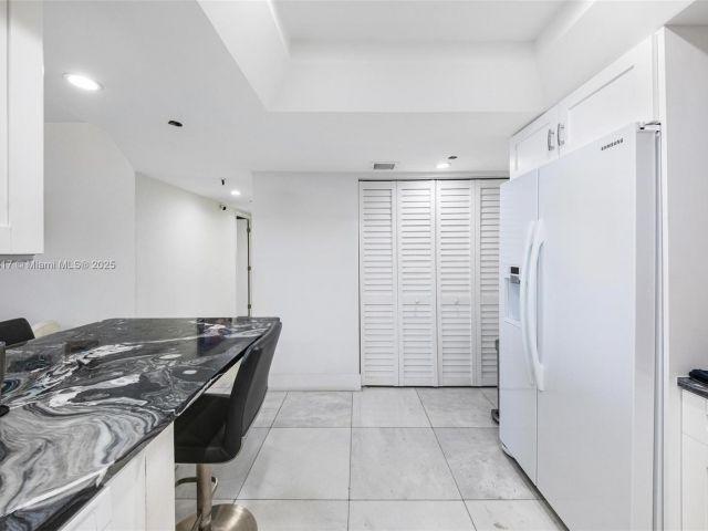 Apartment for sale  Unit #A710 - photo 6609689