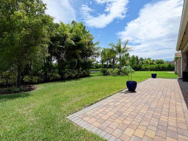 Home for rent at 9748 Celtic Sea Lane - photo 6816671