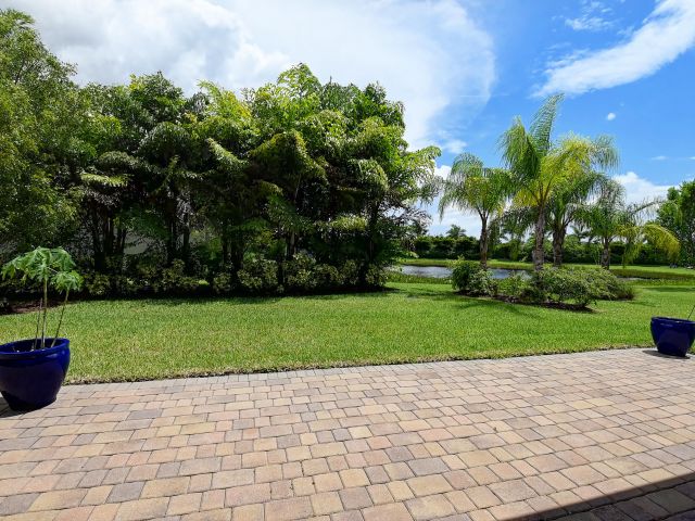 Home for rent at 9748 Celtic Sea Lane - photo 6816674