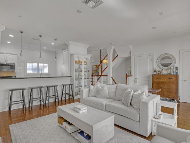 Home for rent at 1950 Presidential Way 12 - photo 6612410