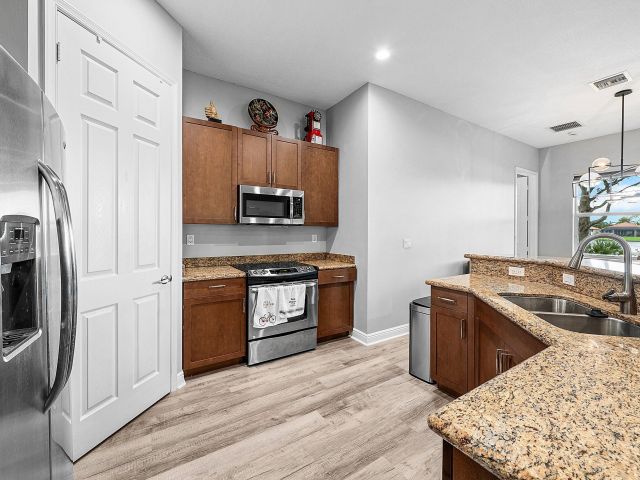 Home for sale at 14841 Strand Lane 14841 - photo 6631892