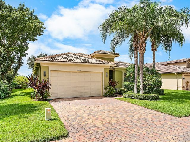 Home for sale at 14841 Strand Lane 14841 - photo 6631902