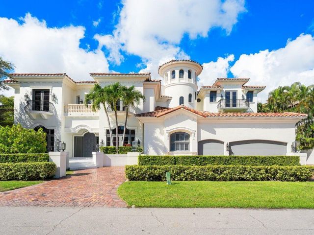 Home for sale at 155 SE Spanish Trail - photo 6610640