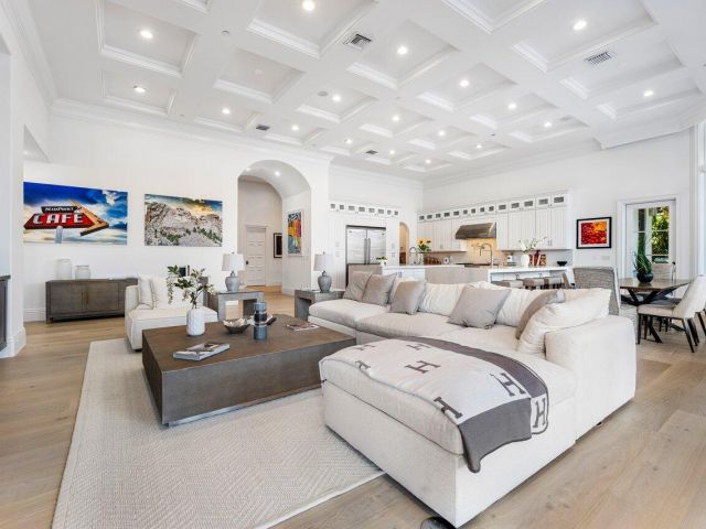 Home for sale at 155 SE Spanish Trail - photo 6679226