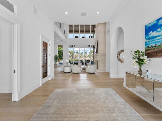 Home for sale at 155 SE Spanish Trail - photo 6679239