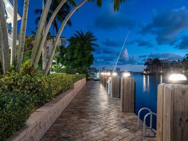 Home for sale at 155 SE Spanish Trail - photo 6679244