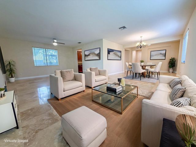 Home for rent at 122 NW Gardner Street - photo 6852727