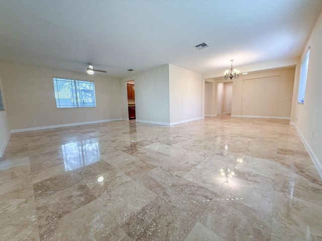 Home for rent at 122 NW Gardner Street - photo 6852728